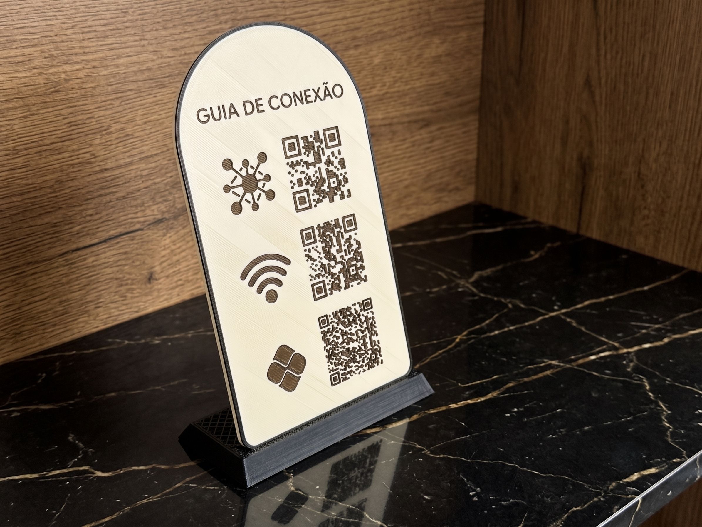 Lista Vertical de Códigos QR